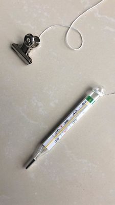 Thermomètre numérique sans mercure clinique personnalisé FN-W en jaune/bleu